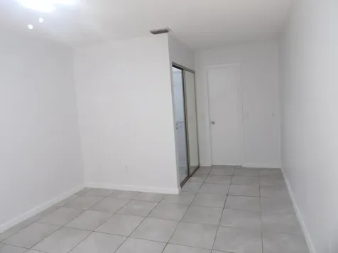 4132 Palm Bay Circle West Palm Beach FL 33406