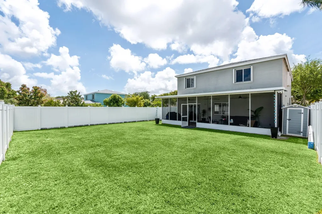 4659 SW 12th Court Deerfield Beach FL 33442