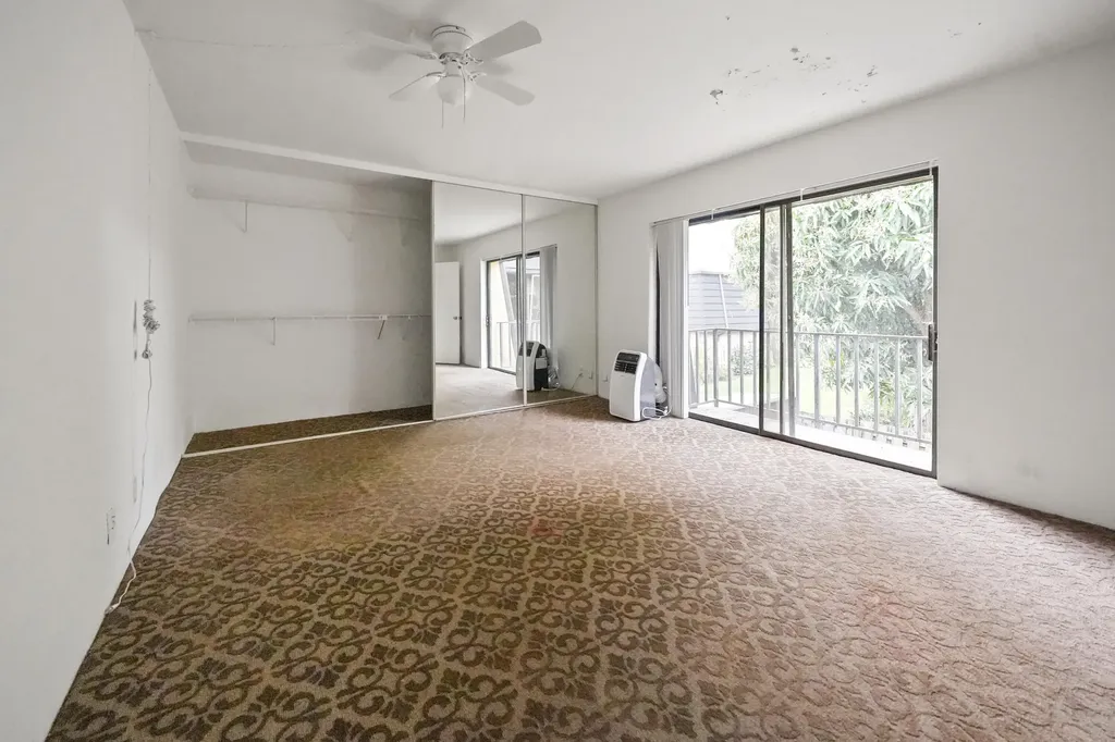 262 Woodland Road Palm Springs FL 33461