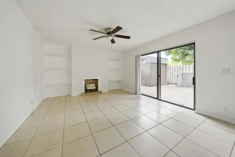 262 Woodland Road Palm Springs FL 33461