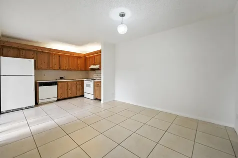 262 Woodland Road Palm Springs FL 33461