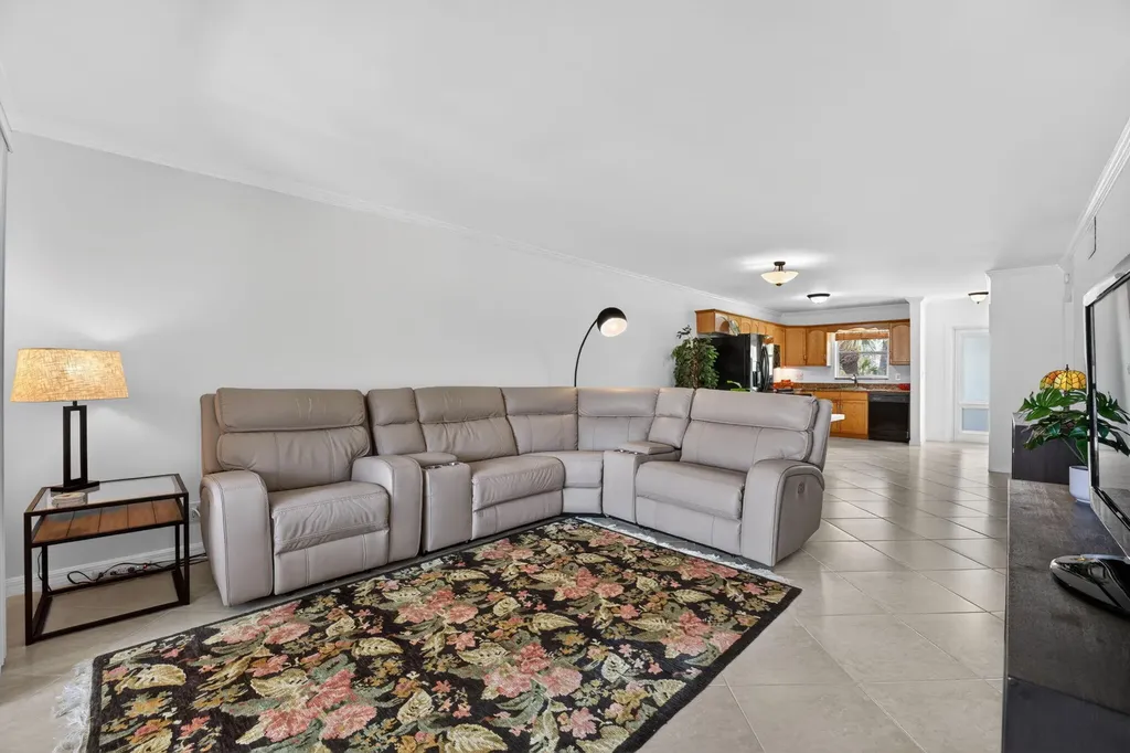 1166 Hillsboro Mile Hillsboro Beach FL 33062