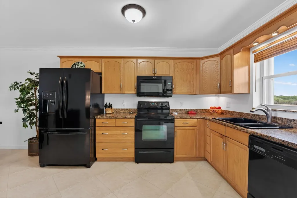 1166 Hillsboro Mile Hillsboro Beach FL 33062