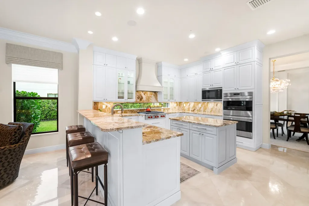 10445 N Barnsley Drive Parkland FL 33076