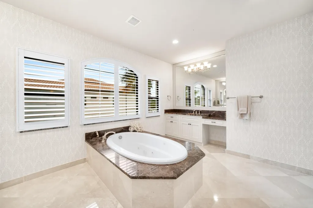 10445 N Barnsley Drive Parkland FL 33076