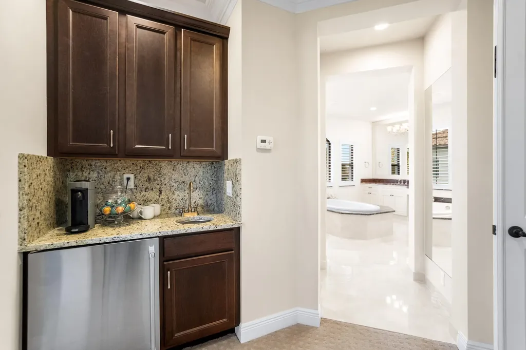 10445 N Barnsley Drive Parkland FL 33076
