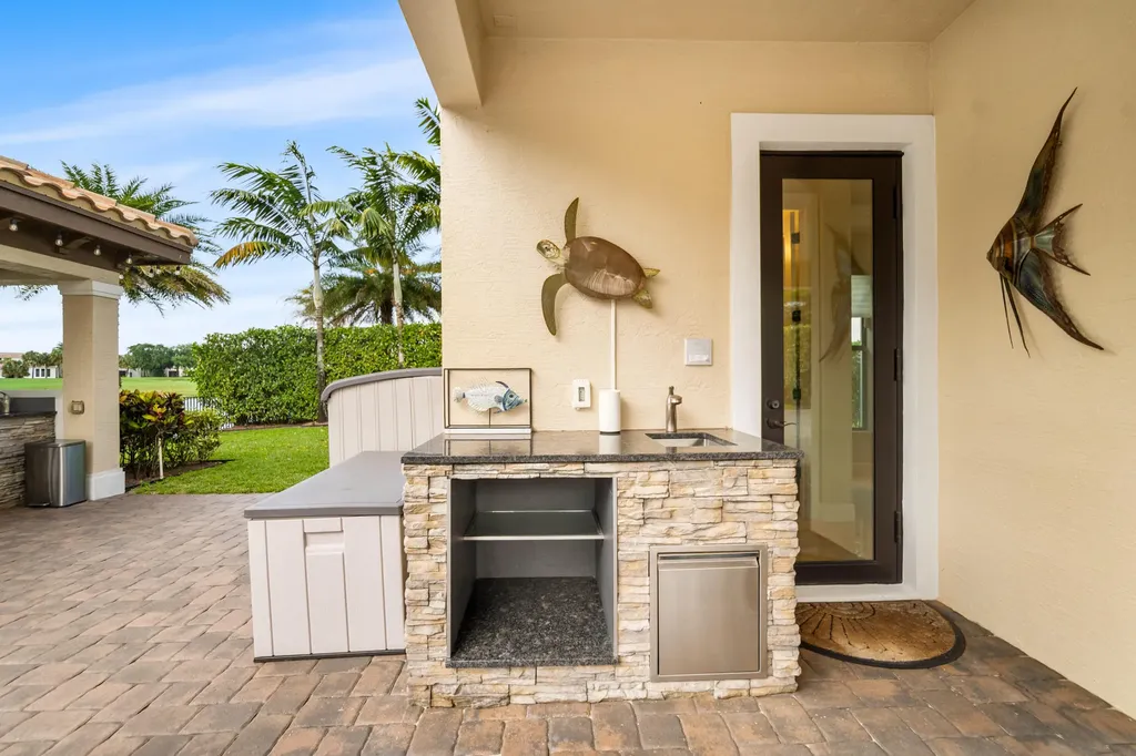 10445 N Barnsley Drive Parkland FL 33076