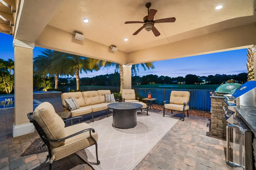 10445 N Barnsley Drive Parkland FL 33076