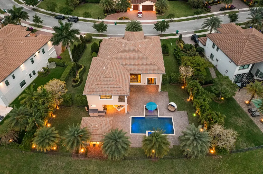 10445 N Barnsley Drive Parkland FL 33076