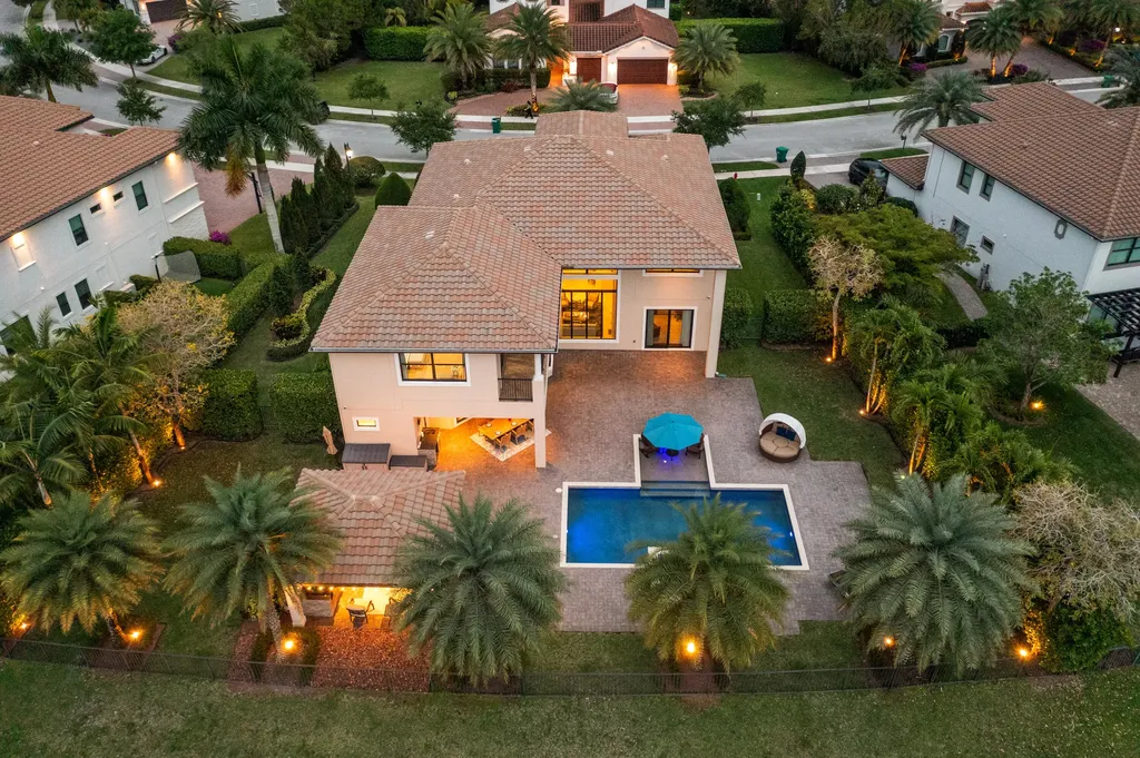 10445 N Barnsley Drive Parkland FL 33076