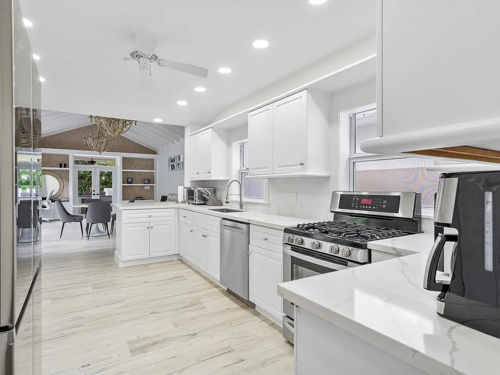 411 Poinciana Drive Fort Lauderdale FL 33301