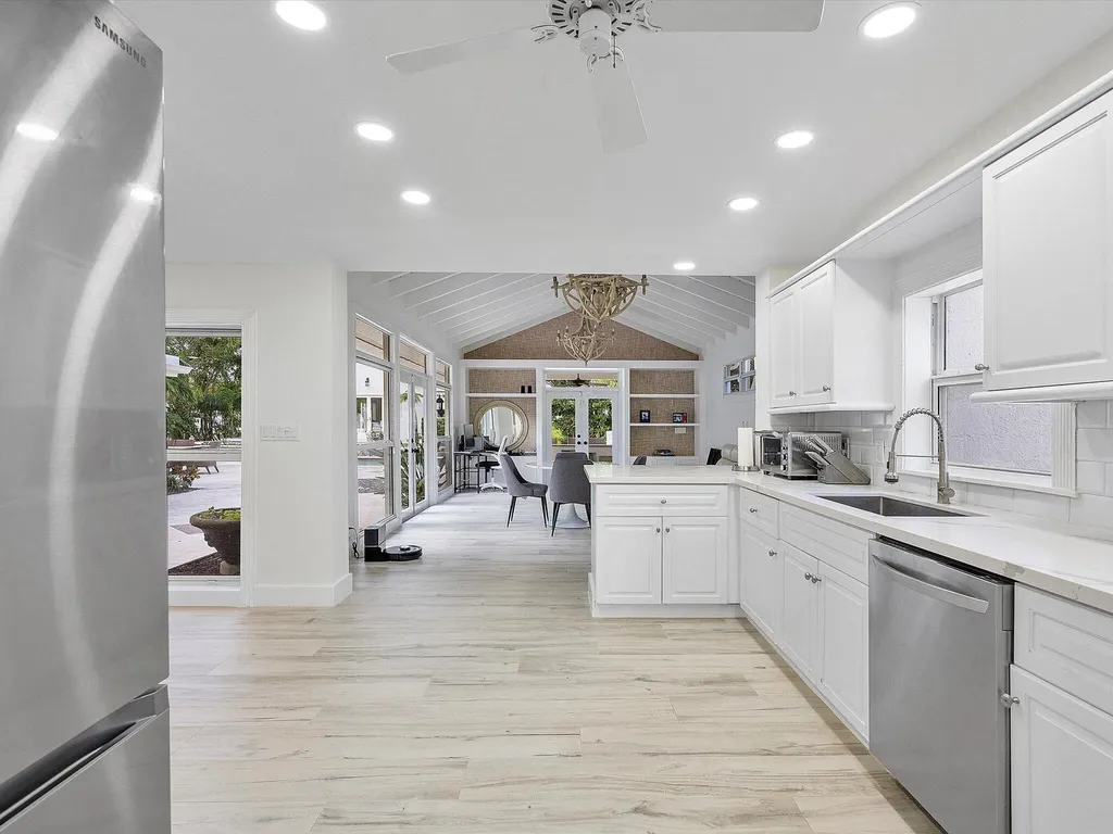 411 Poinciana Drive Fort Lauderdale FL 33301