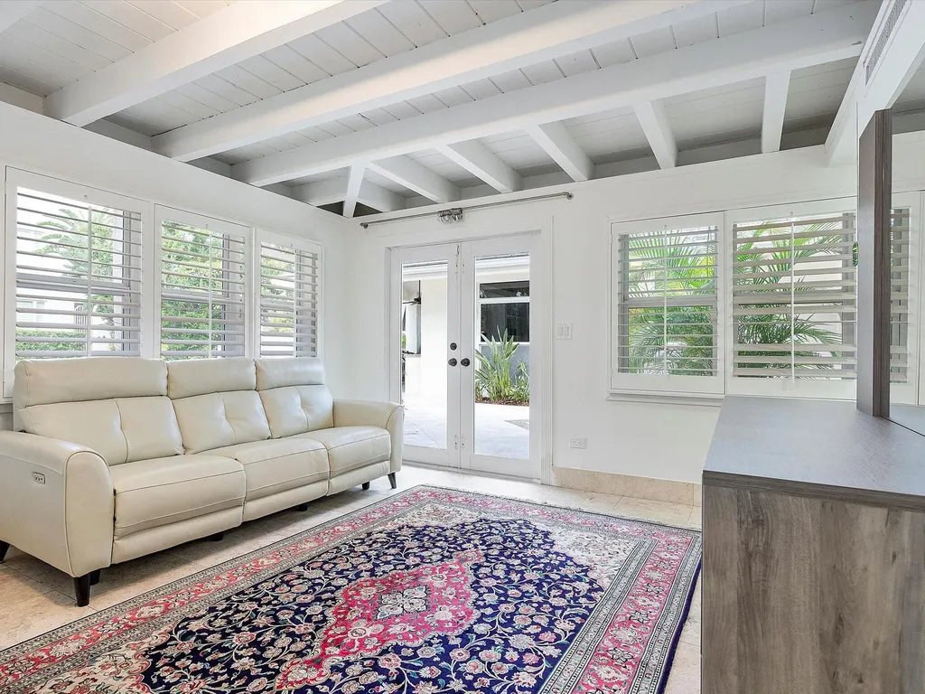 411 Poinciana Drive Fort Lauderdale FL 33301