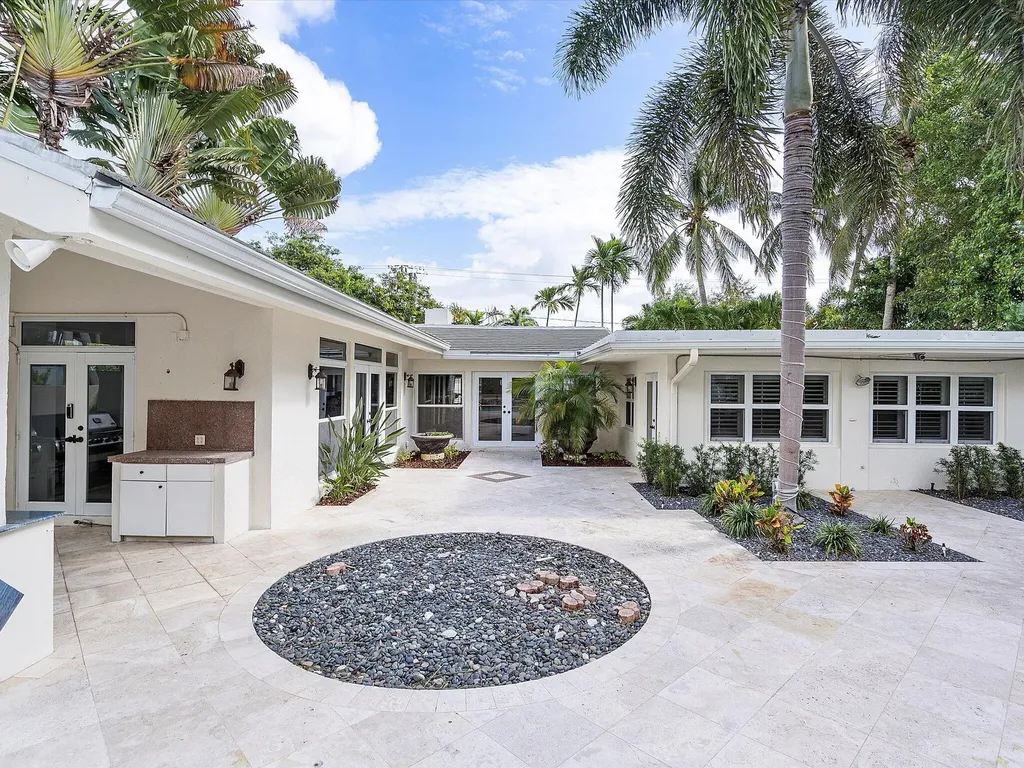 411 Poinciana Drive Fort Lauderdale FL 33301
