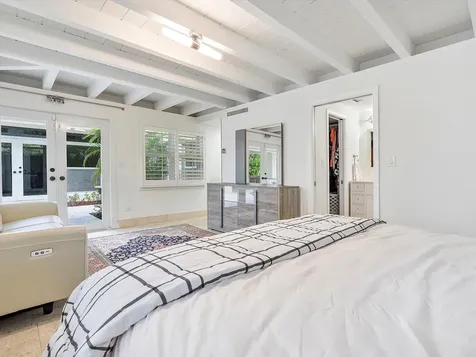 411 Poinciana Drive Fort Lauderdale FL 33301
