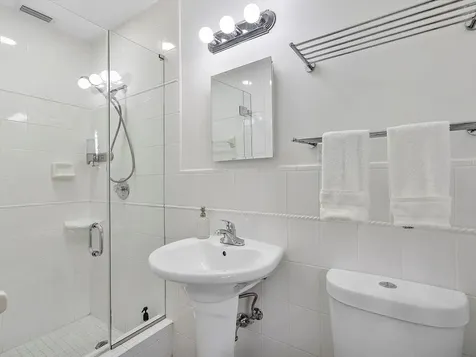 411 Poinciana Drive Fort Lauderdale FL 33301