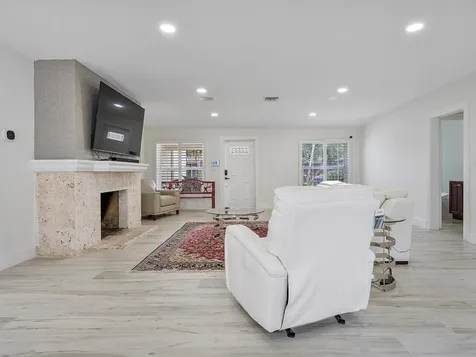 411 Poinciana Drive Fort Lauderdale FL 33301