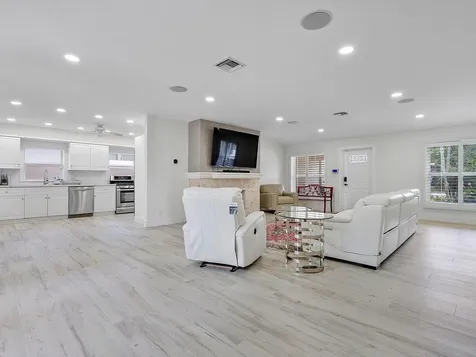 411 Poinciana Drive Fort Lauderdale FL 33301