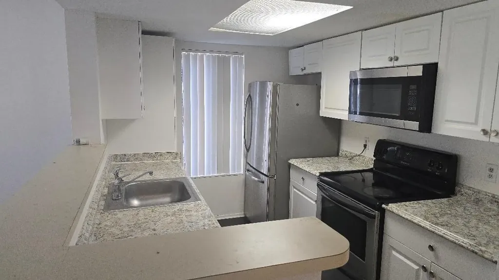 3194 Coral Lake Lane Coral Springs FL 33065