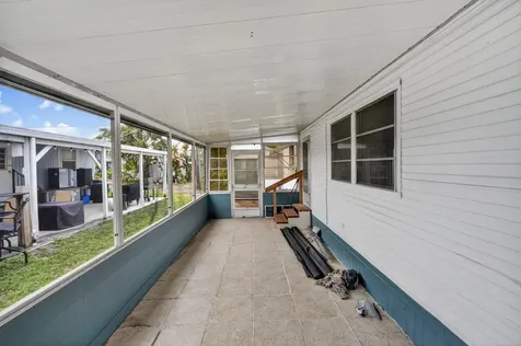 10885 SE Federal Highway Hobe Sound FL 33455