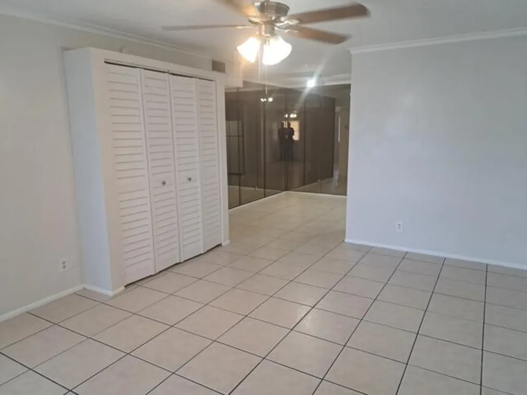 2671 Riverside Drive Coral Springs FL 33065