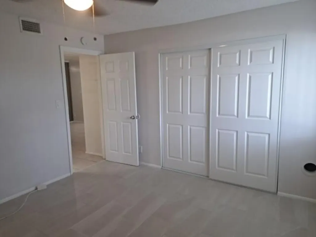2671 Riverside Drive Coral Springs FL 33065