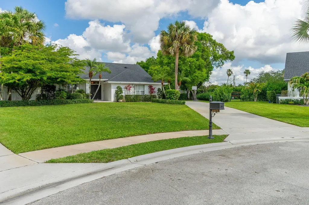 15575 Woodmar Court Wellington FL 33414