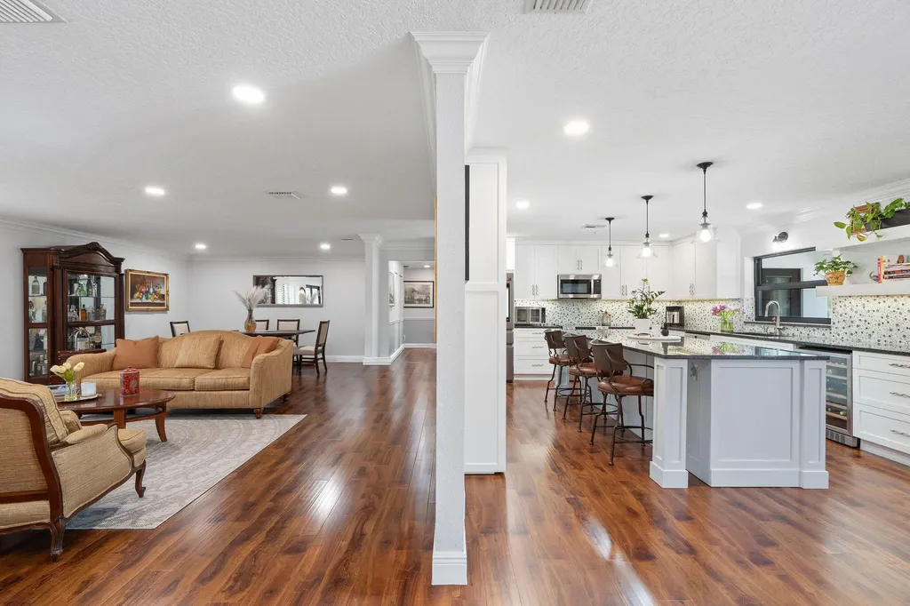 13821 Alexandria Court Davie FL 33325