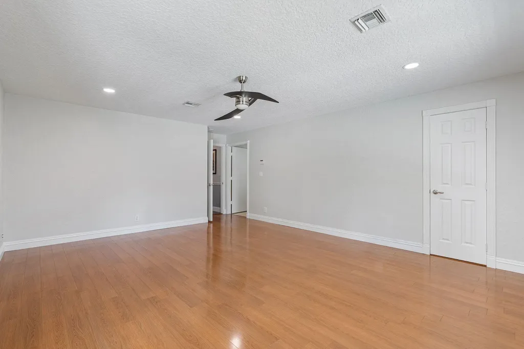 13821 Alexandria Court Davie FL 33325