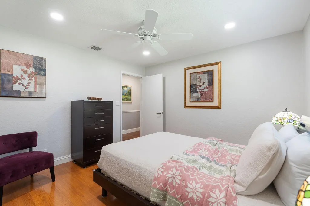 13821 Alexandria Court Davie FL 33325