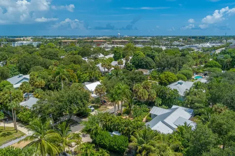 547 SW Riverview Street Stuart FL 34994