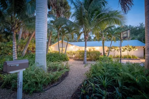 547 SW Riverview Street Stuart FL 34994