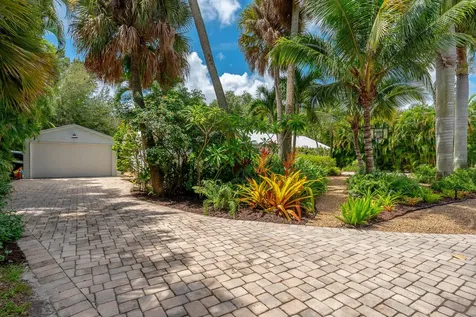 547 SW Riverview Street Stuart FL 34994