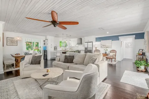 547 SW Riverview Street Stuart FL 34994