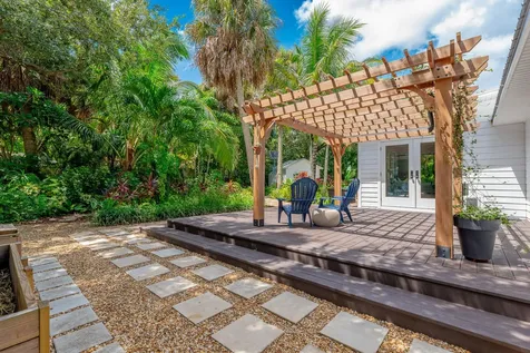 547 SW Riverview Street Stuart FL 34994