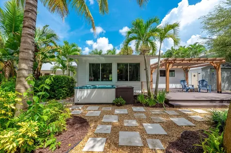 547 SW Riverview Street Stuart FL 34994