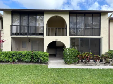331 Knotty Pine Circle Greenacres FL 33463