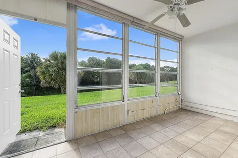 1012 Newport G Deerfield Beach FL 33442