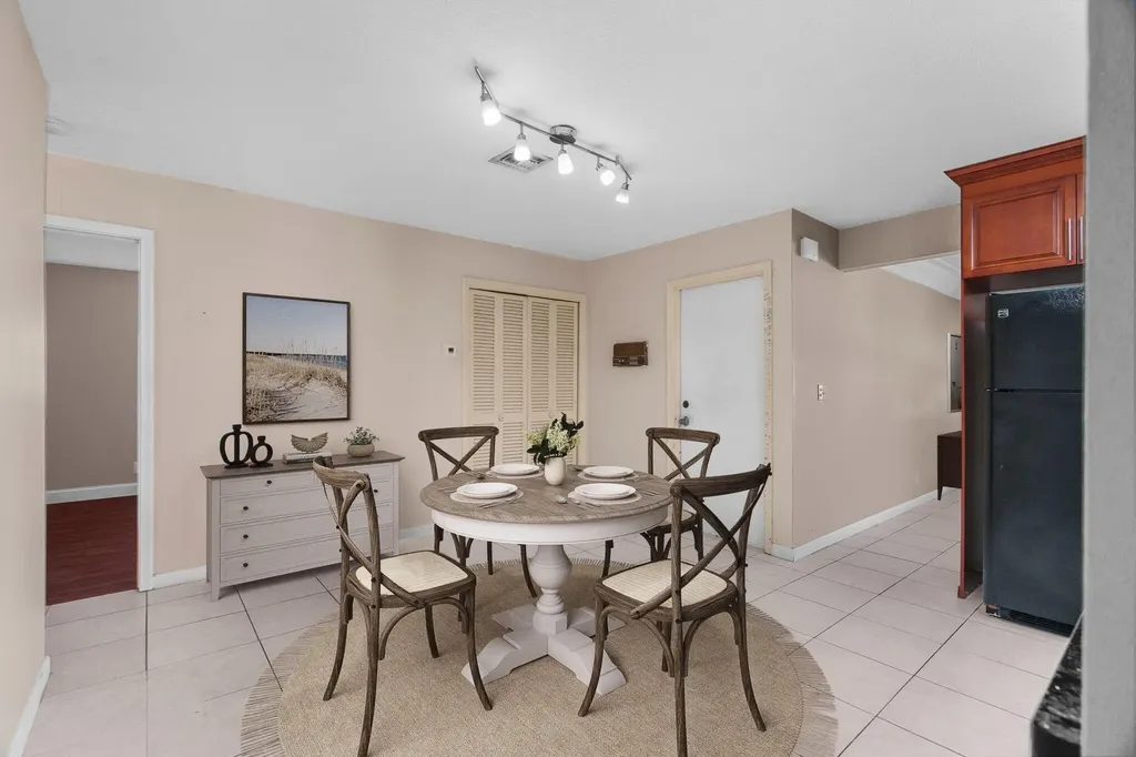 11271 NW 35th Street Coral Springs FL 33065