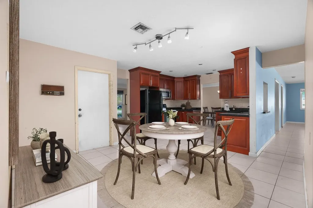 11271 NW 35th Street Coral Springs FL 33065