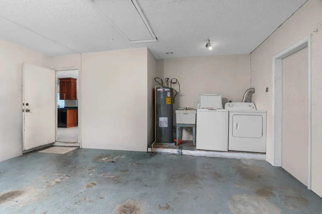 11271 NW 35th Street Coral Springs FL 33065
