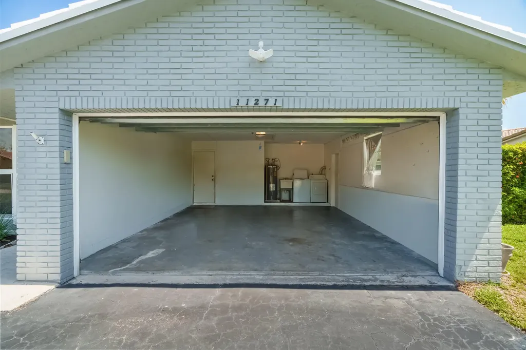11271 NW 35th Street Coral Springs FL 33065