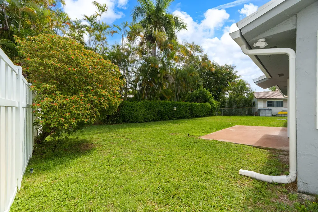 11271 NW 35th Street Coral Springs FL 33065