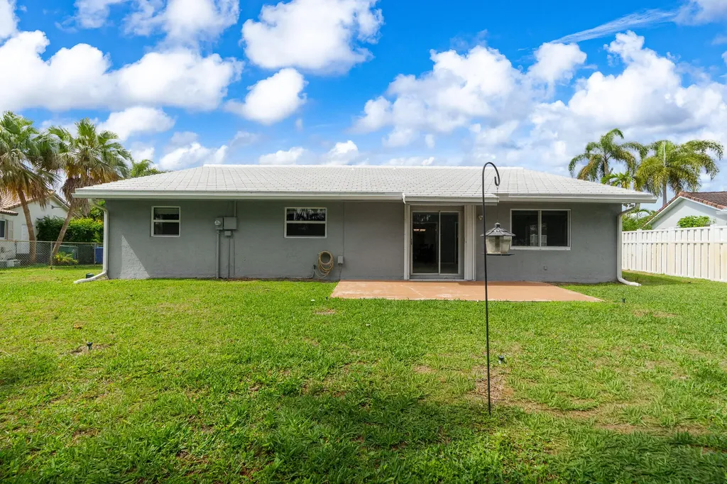 11271 NW 35th Street Coral Springs FL 33065