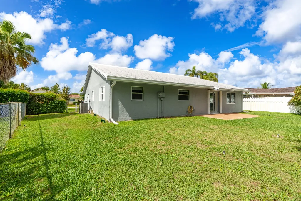 11271 NW 35th Street Coral Springs FL 33065