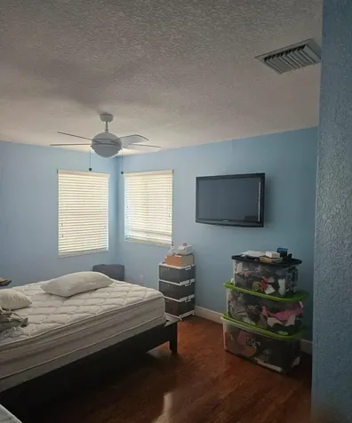 13382 Lakepointe Circle Cooper City FL 33330