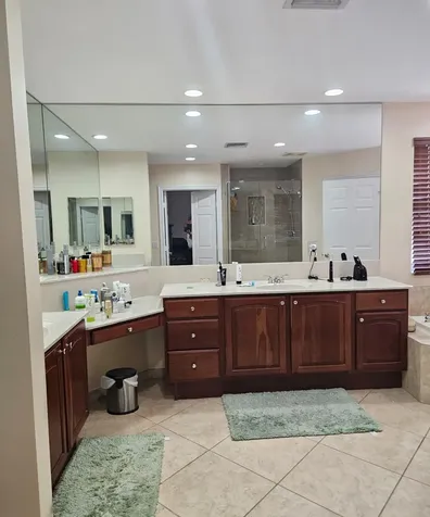 13382 Lakepointe Circle Cooper City FL 33330