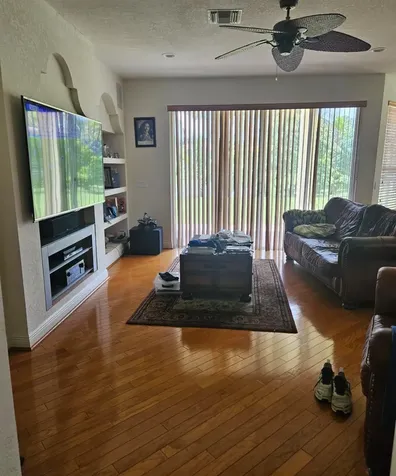 13382 Lakepointe Circle Cooper City FL 33330