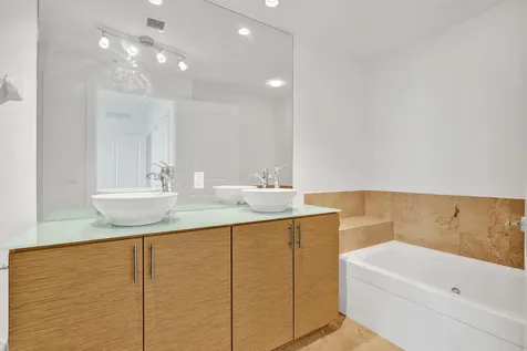 315 NE 3rd Avenue Fort Lauderdale FL 33301