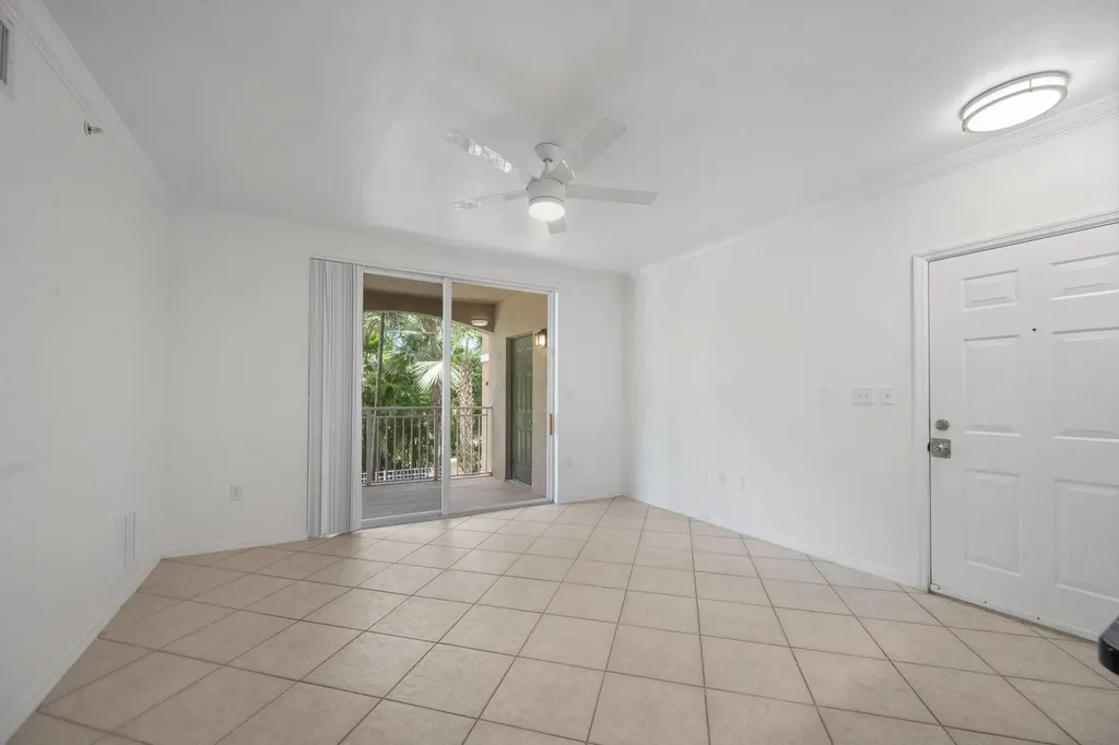 6475 Emerald Dunes Drive West Palm Beach FL 33411